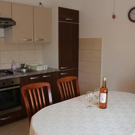 Appartement Luka *